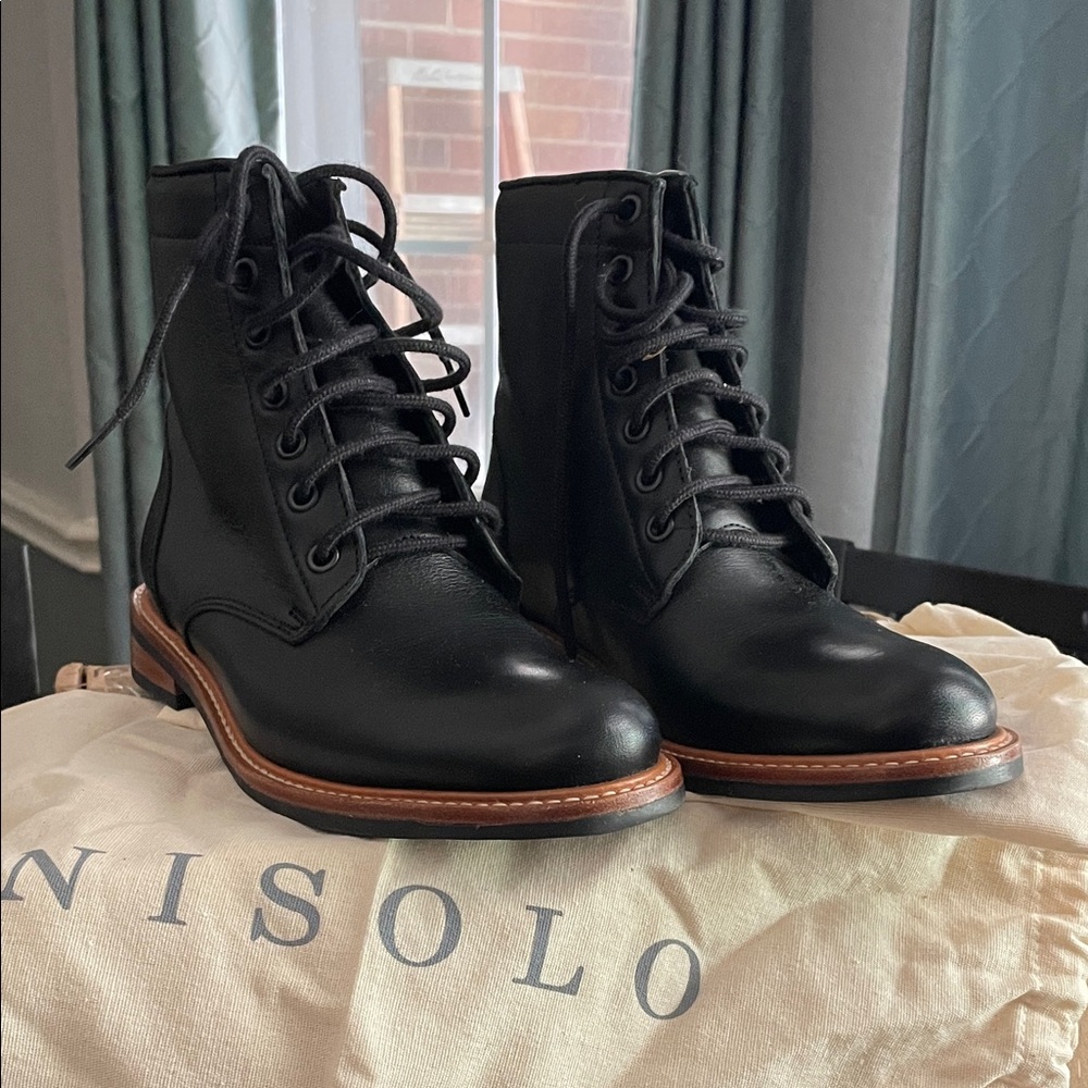 Nisolo Women's Amalia Classic Black Leather Boots Never worn, brand new!